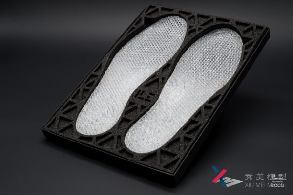 <b>Ecco鞋業(yè)公司與Dassault Systemes合作進行3D打印項目</b>